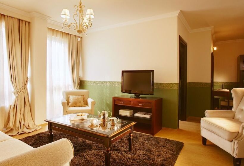 수피리어 스위트, Premier Luxury Mountain Resort