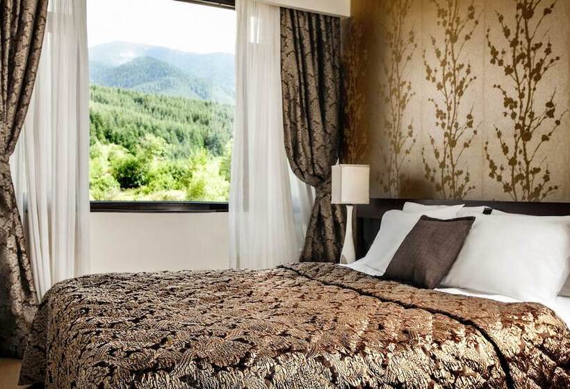 시니어 스위트, Premier Luxury Mountain Resort