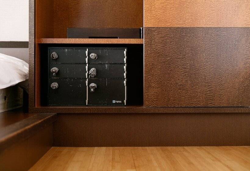 Номер Deluxe, Rurikoh