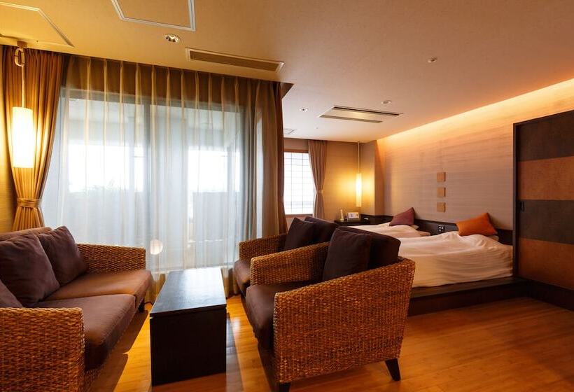 Номер Deluxe, Rurikoh