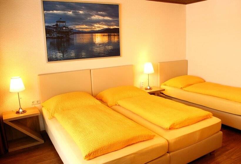 اتاق استاندارد سه تخته با بالکن, Sonnenhof