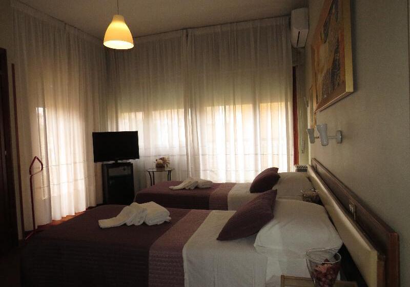 חדר סטנדרט, Toya Kohantei