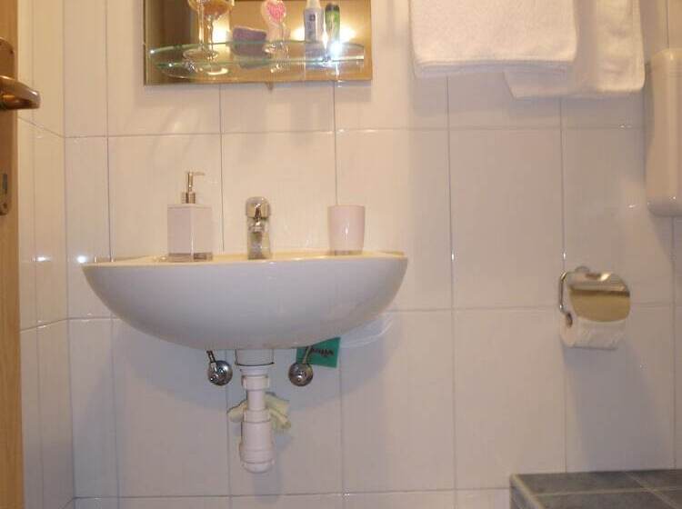 דירת חדר, Matic Apartments