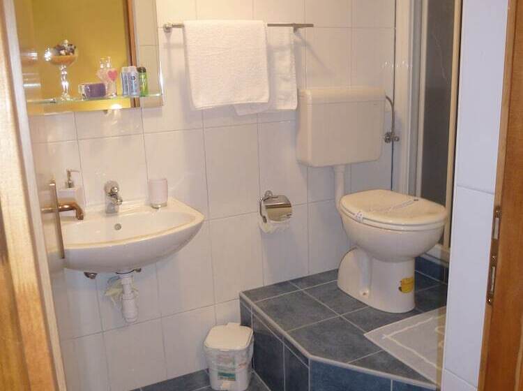 דירת חדר, Matic Apartments