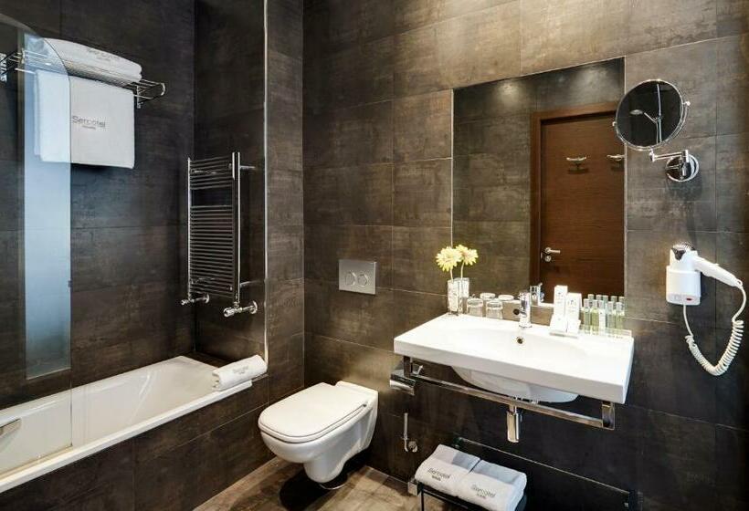 Полулюкс, Sercotel Coliseo