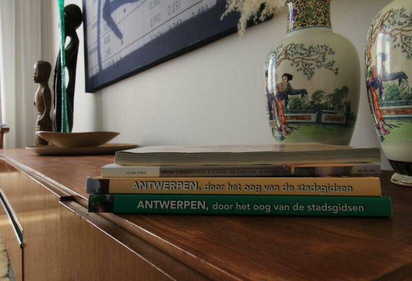 إستوديو قياسى, The Soul Antwerp