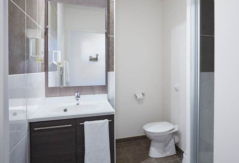Студия Стандарт Двуспальная Кровать, Aparthotel Adagio Access Poitiers