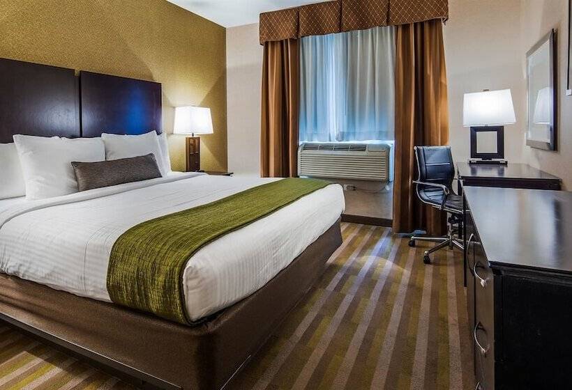 Люкс, Best Western Plus Plaza