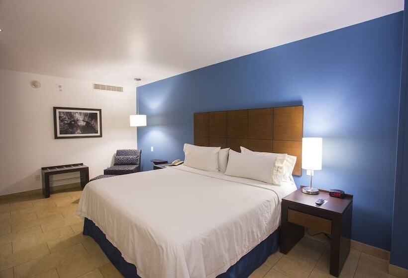 スイート, Holiday Inn Express Mérida, An Ihg