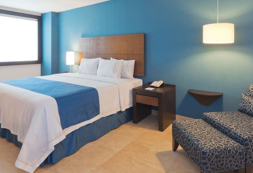 スイート, Holiday Inn Express Mérida, An Ihg