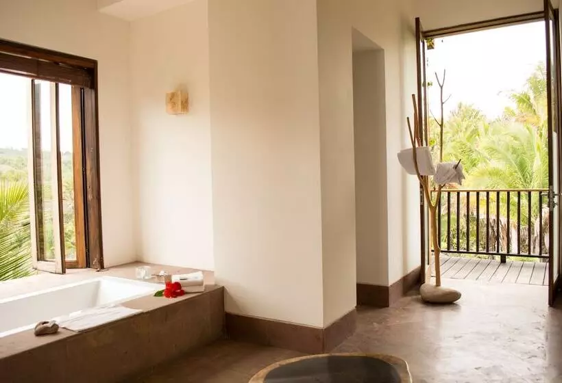 Sviitti Merinäkymä, Imanta Resorts Punta De Mita
