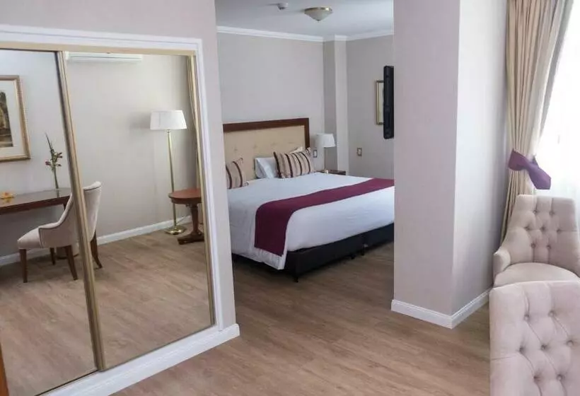 سوییت جونیور, Intersur Recoleta
