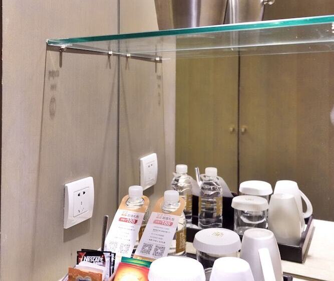 디럭스 룸, Jinjiang Metropolo Hotel Classiq Ymca People Square
