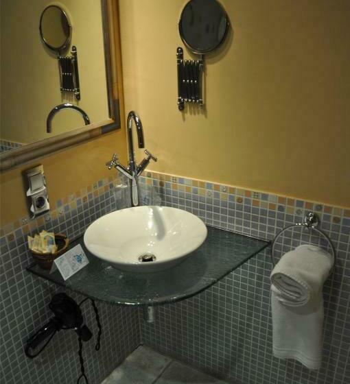 Полулюкс, La Alquería