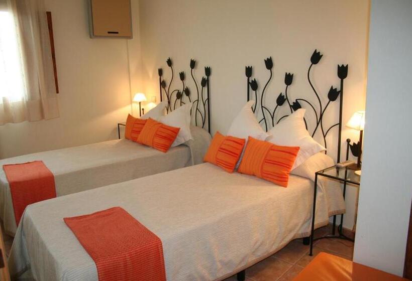 Семейный Номер, La Alquería