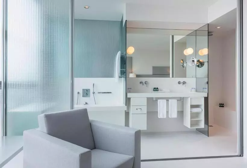 Standard Room with Views, So/ Vienna