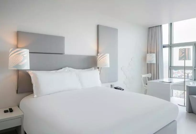 Standard Room with Views, So/ Vienna