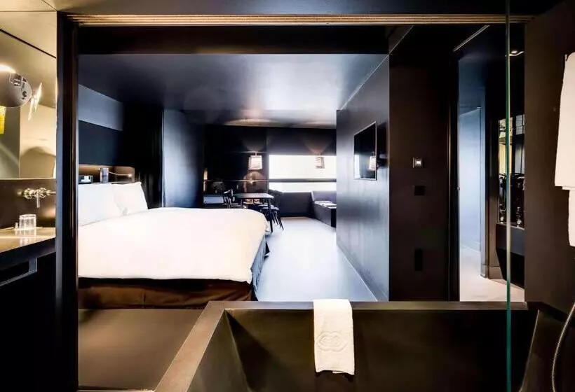 Suite with Views, So/ Vienna