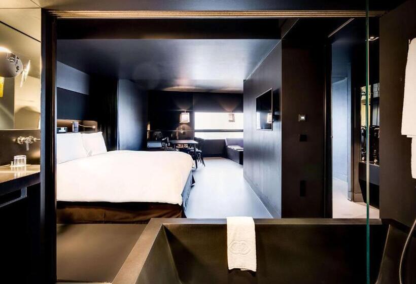 سوئیت با چشمانداز, So/ Vienna