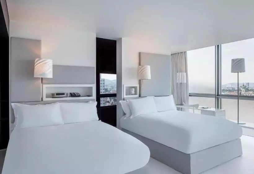 Standard Room 2 Double Beds, So/ Vienna