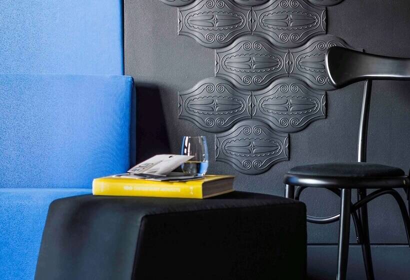 سوئیت با چشمانداز, So/ Vienna