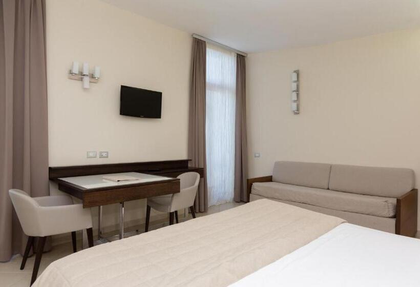 Четырехместный Номер Superior, Valtur Baia Del Gusmay Beach Resort