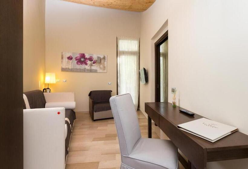 جناح, Valtur Baia Del Gusmay Beach Resort