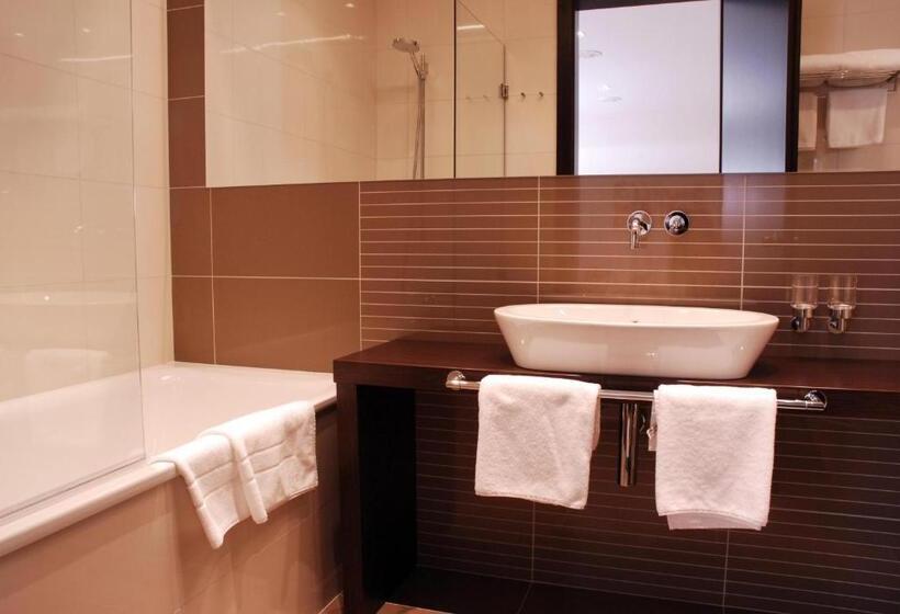 آپارتمان لوکس 1 خوابه, Roset Hotel & Residence