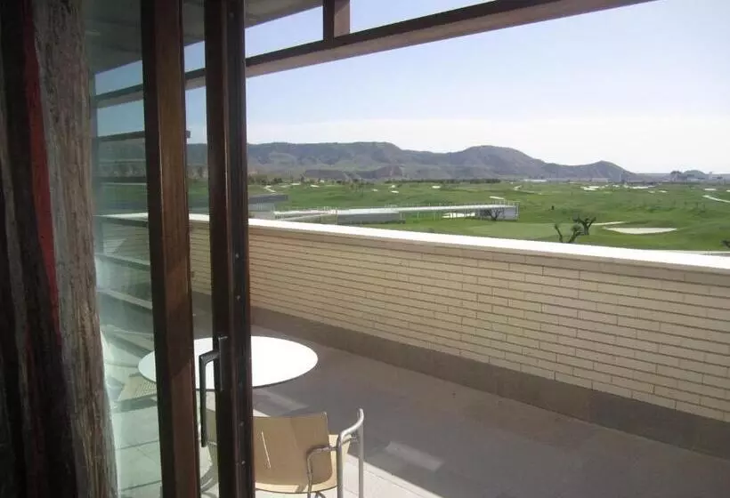 سوییت جونیور, Sercotel El Encin Golf