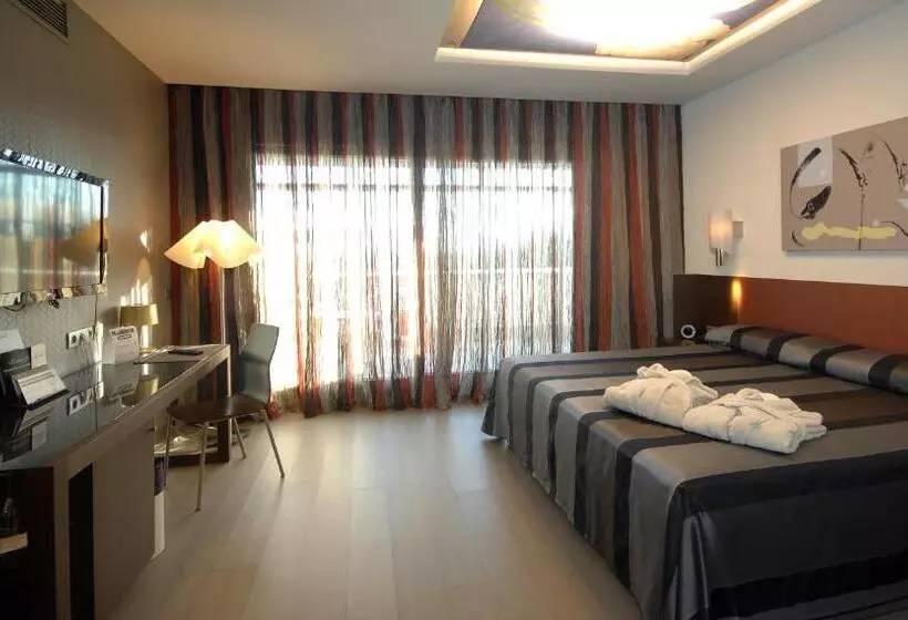 سوییت جونیور, Sercotel El Encin Golf