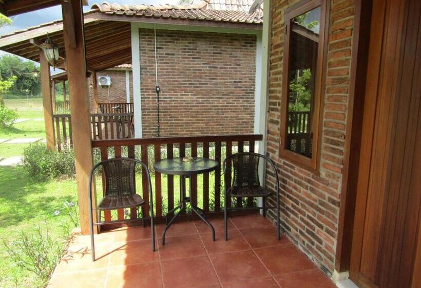 غرفة ديلوكس, Balkondes Bumiharjo