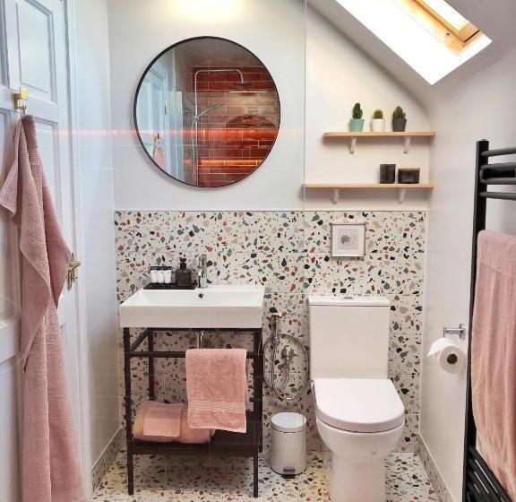 스탠다드 룸 킹사이즈 침대, Thistledown Lodge