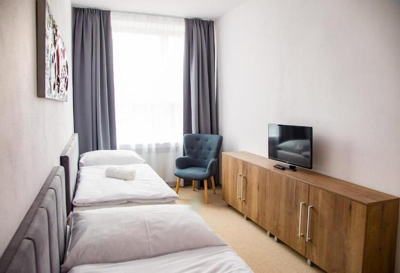 家庭套房, Family Resort Lučivná