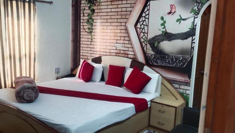 스탠다드 룸 킹사이즈 침대, Empire&banquet