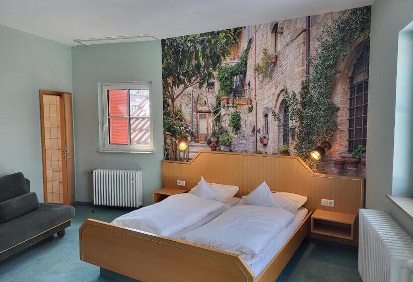 패밀리 스위트, Gasthof Goldener Hirsch