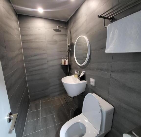 חדר סטנדרט, Raza B