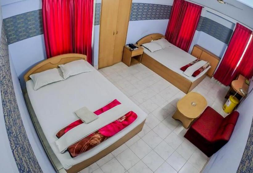 اتاق استاندارد چهار تخته, Regent Park