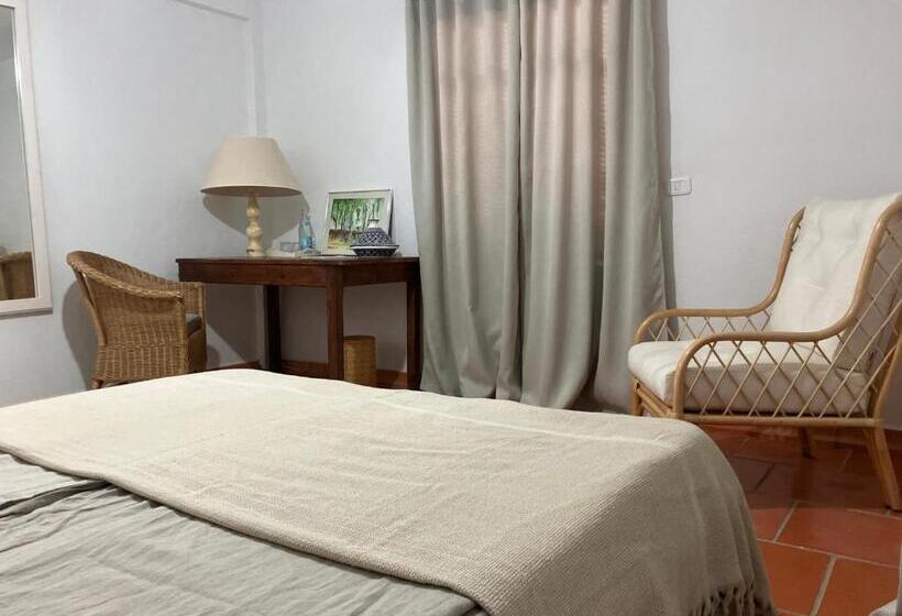 חדר דלוקס עם מרפסת נוף לים, Maison D Hote Domaine El Manar