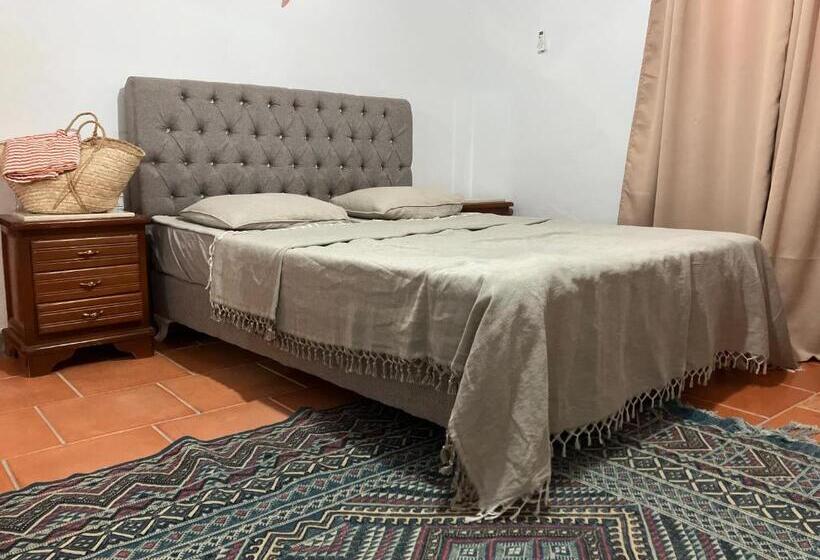 חדר דלוקס עם מרפסת נוף לים, Maison D Hote Domaine El Manar