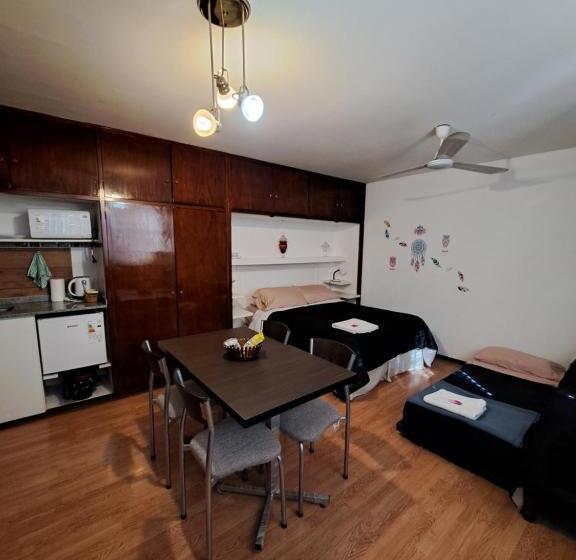 4인용 스탠다드 룸, Monoambientes Arizu