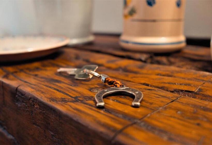 جناح, Alchimia Luxury Suites