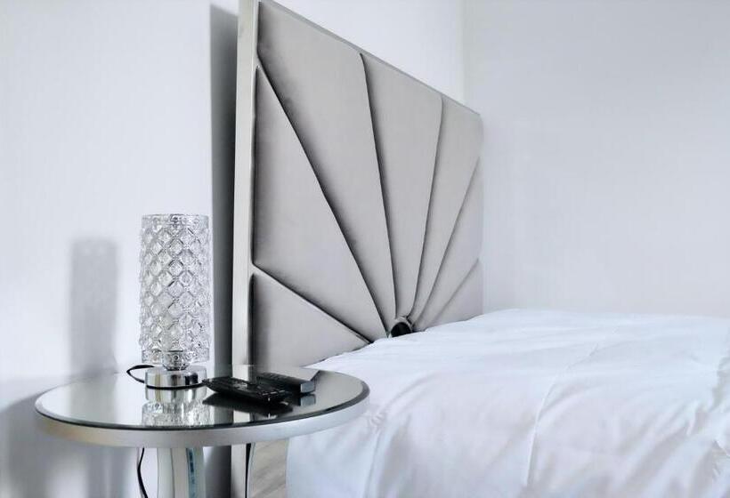 غرفة قياسية مزوَّدة بشُرفة, Pleasant Street Inn