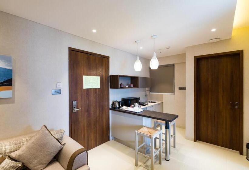 آپارتمان 1 خوابه, Ar Suites Jewels Royale   Koregaon Park Nx