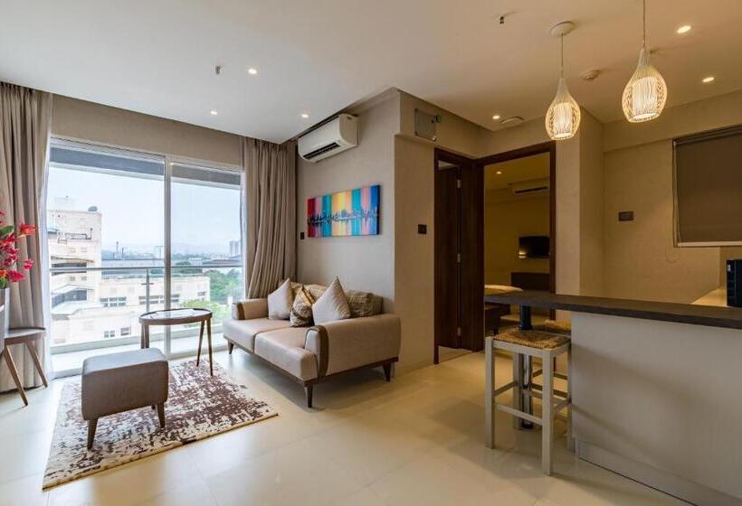 Студио Стандарт с Балконом, Ar Suites Jewels Royale Koregaon Park Nx