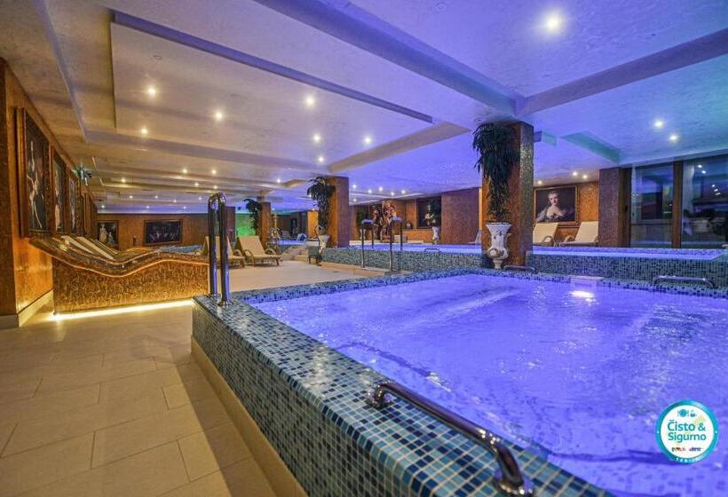 اتاق سوپریور با تخت بزرگ, Prezident Palace Belgrade   Adults Only