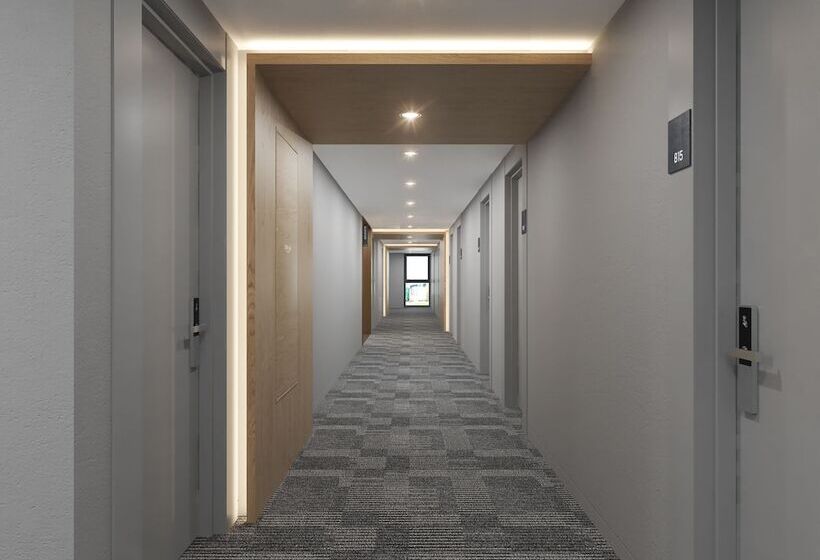 Семейный Номер, U5