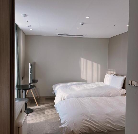 Семейный Номер, U5