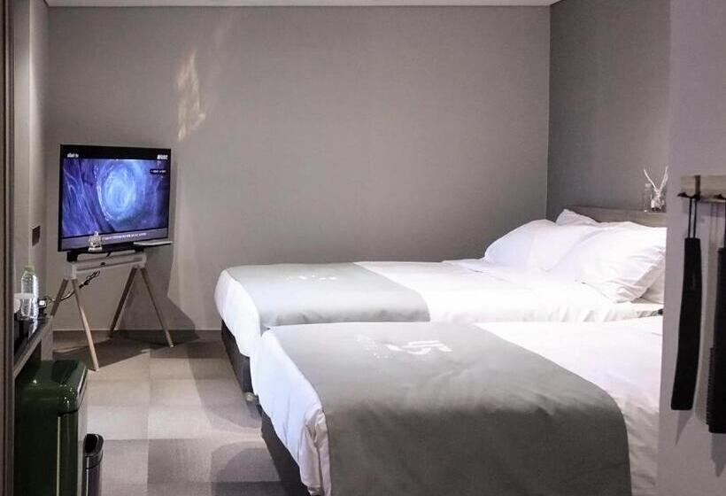 Семейный Номер, U5