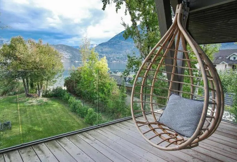 Suite with lake view, Villa Caroline, Lac D Annecy