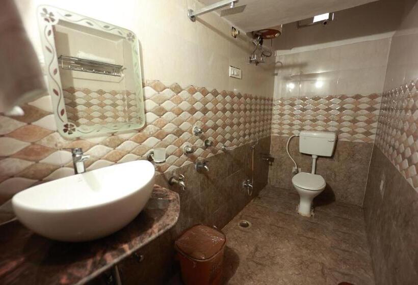اتاق استاندارد با تخت بزرگ, Virasat Retreat